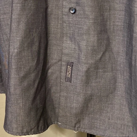 Men’s Long Sleeve Button Down - Picture 3 of 4